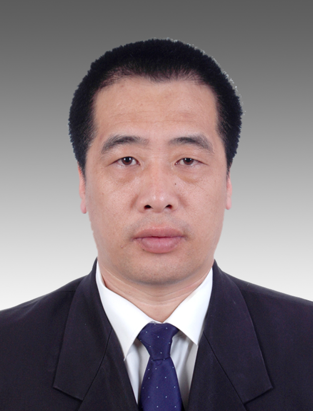 曲兴群　区政府党组副书记、副区长
