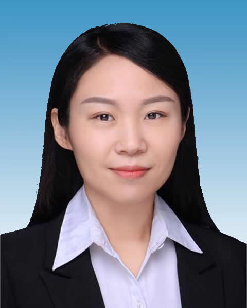 周兰　区政府党组成员、副区长